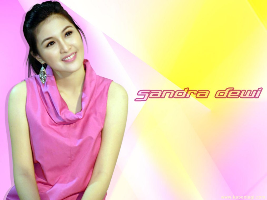 Sandra Dewi Sexy Girls Gallery